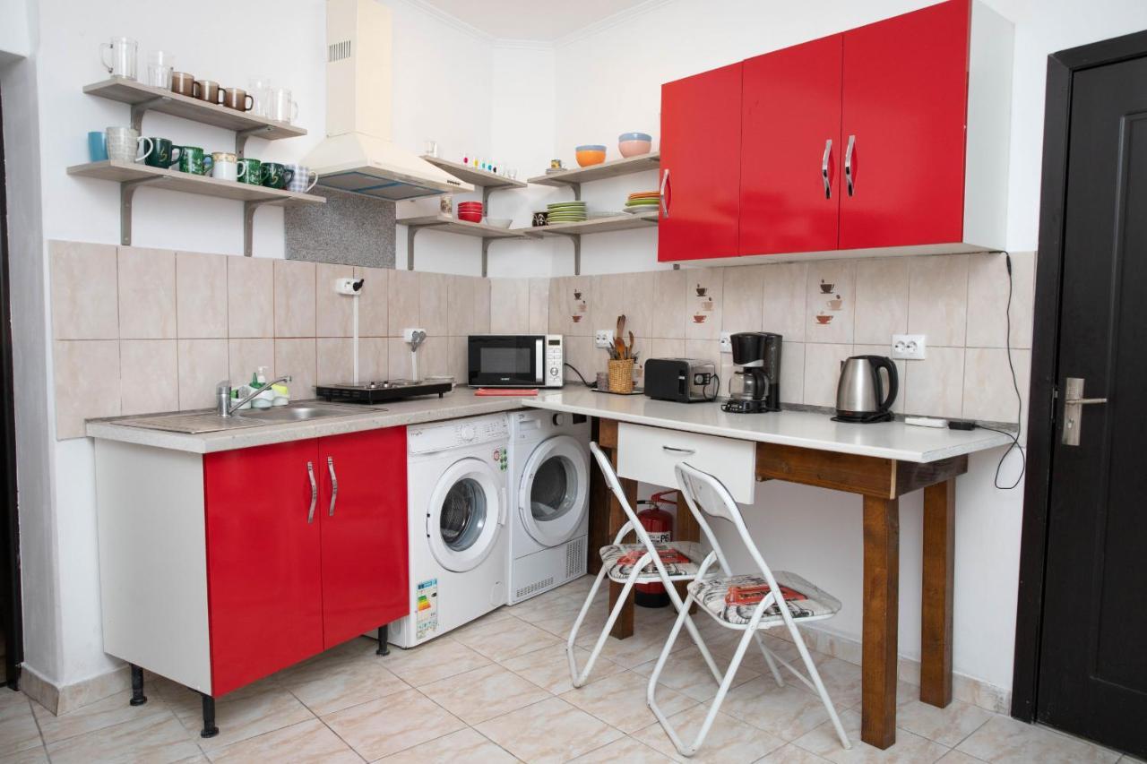 Cosy Apartment In City Centre ออราแด ภายนอก รูปภาพ