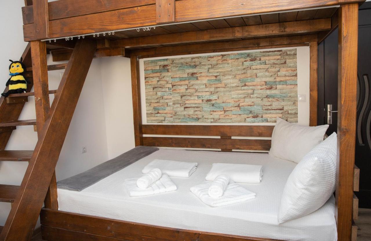 Cosy Apartment In City Centre ออราแด ภายนอก รูปภาพ